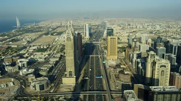 Luchtfoto Stadszicht Sheikh Zayed Road Wolkenkrabbers Metro Rail Winkelgebied Moderne — Stockvideo
