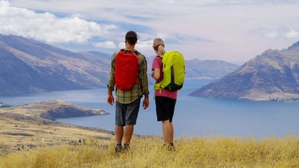 Giovani Viaggiatori Avventura Caucasica Forma Trekking Natura Remarkables Aspiring South — Video Stock