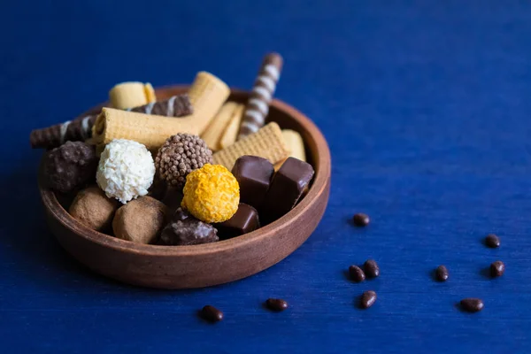 Προετοιμασία Για Ένα Πανό Γλυκά Φωτογραφία Από Καραμέλες Από Σοκολάτα — Φωτογραφία Αρχείου