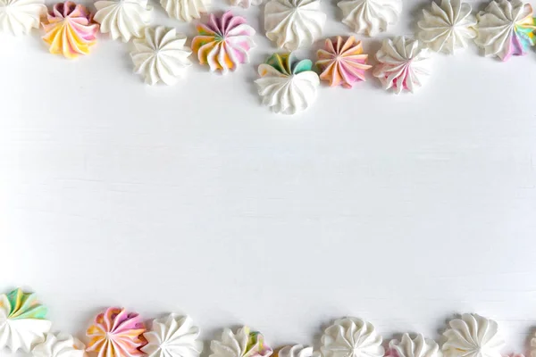 Frame Voor Steun Met Een Meringue Een Roze Achtergrond Basis — Stockfoto