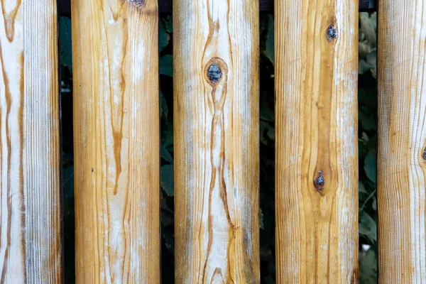 デザインのための木製の丸太のテクスチャ。木のテクスチャを持つバナーの背景。木製フェンス — ストック写真