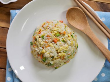 Asya gıda sebze yumurta kızarmış pilav