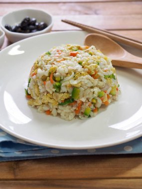 Asya gıda sebze yumurta kızarmış pilav