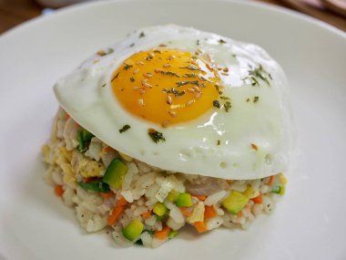 Asya gıda sebze yumurta kızarmış pilav