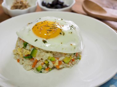 Asya gıda sebze yumurta kızarmış pilav