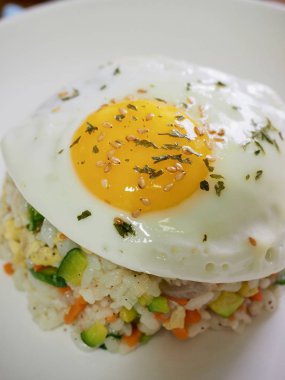 Asya gıda sebze yumurta kızarmış pilav