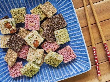 Kore geleneksel atıştırmalıkları Tatlı RicePuff, Gangjeong