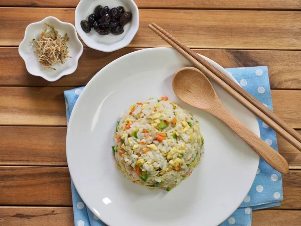 Asian Food Vegetable Egg Fried Rice — Stock Photo, Image