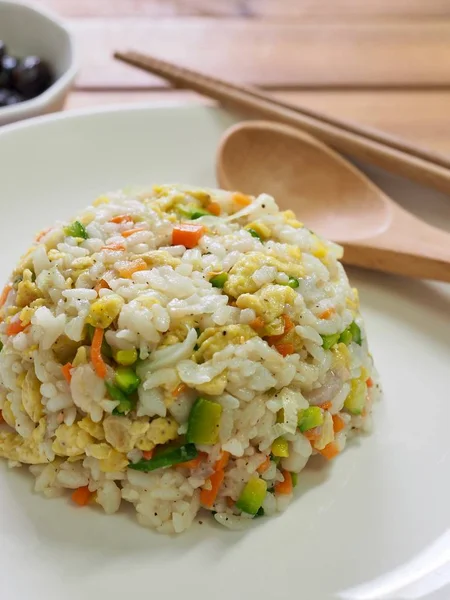 Asya gıda sebze yumurta kızarmış pilav