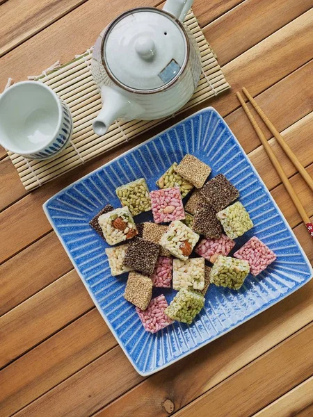 Kore geleneksel atıştırmalıkları Tatlı RicePuff, Gangjeong