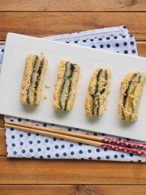 Kore yemeği siyah susam powderedsoybean yapışkan pirinç keki