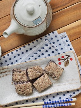 Asya gıda pirinç keki