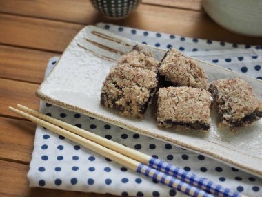 Asya gıda pirinç keki