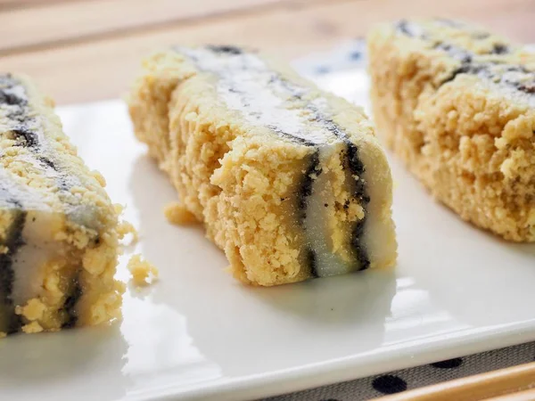 Kore yemeği siyah susam powderedsoybean yapışkan pirinç keki