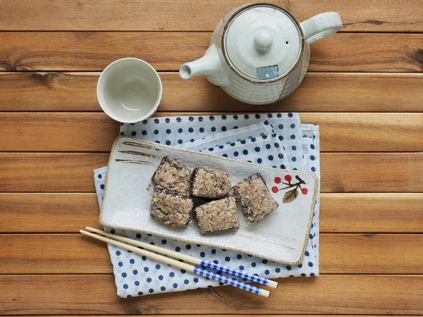 Asya gıda pirinç keki