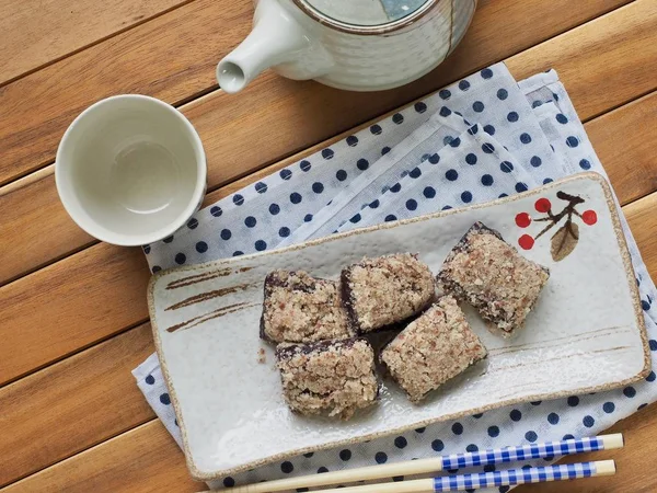 Asya gıda pirinç keki