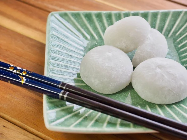 Geleneksel Asya yemekleri yapış yapış pirinç keki.