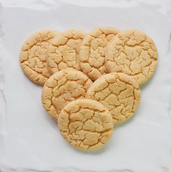 Tereyağlı kurabiye, şekerleme, yuvarlak