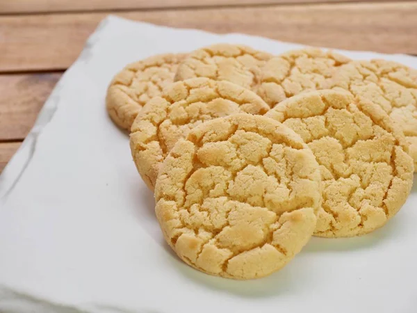 Tereyağlı kurabiye, şekerleme, yuvarlak