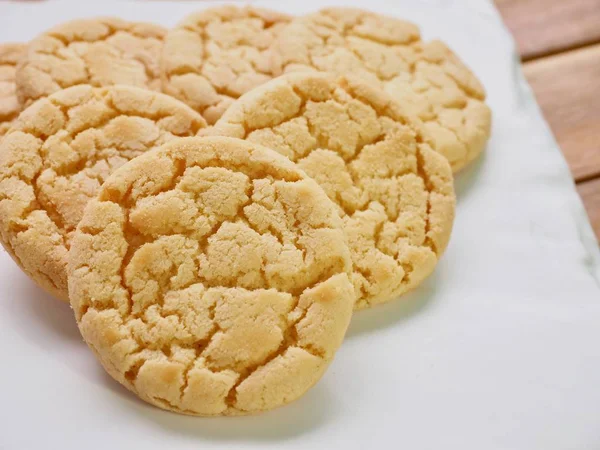 Tereyağlı kurabiye, şekerleme, yuvarlak