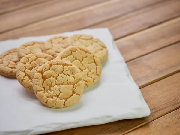 Tereyağlı kurabiye, şekerleme, yuvarlak