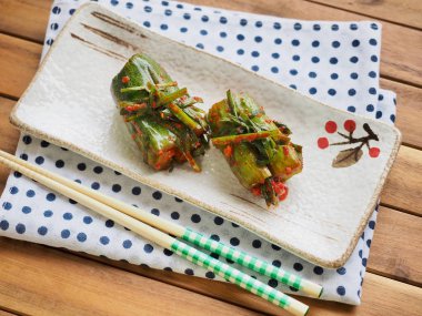 Kore yemeği doldurulmuş salatalık turşusu, salatalık turşusu, salatalık turşusu, Oi-so-bagi