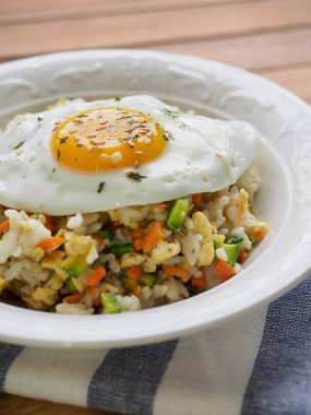 Asya gıda sebze yumurta kızarmış pilav