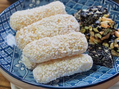 Kore geleneksel çerez yugwa, siyah susam gangjeong, Hangwa