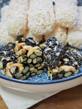 Kore geleneksel çerez yugwa, siyah susam gangjeong, Hangwa