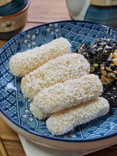 Kore geleneksel çerez yugwa, Hangwa, siyah susam gangjeong