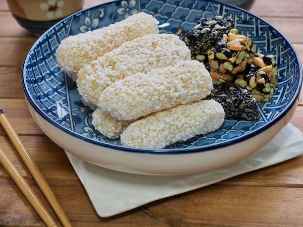 Kore geleneksel çerez yugwa, siyah susam gangjeong, Hangwa