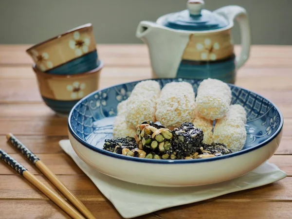 Kore geleneksel çerez yugwa, siyah susam gangjeong, Hangwa