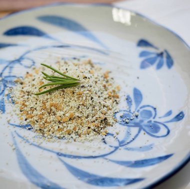   Bitkisel lezzet tuz, baharat toz