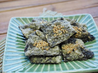 Kore yemeği laver kraker 