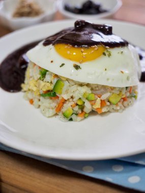 Asya gıda sebze yumurta kızarmış pilav