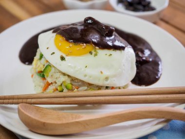 Asya gıda sebze yumurta kızarmış pilav