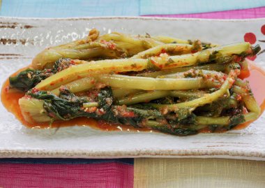 Kore yemeği taze turp turpu.