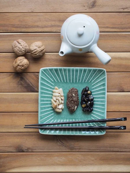Lanches Tradicionais Coreanos Sweetricepuffs Black Sesame Gangjeong Peanut Gangjeong — Fotografia de Stock