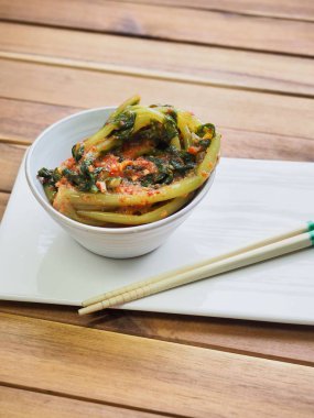 Kore yemeği taze turp turpu.