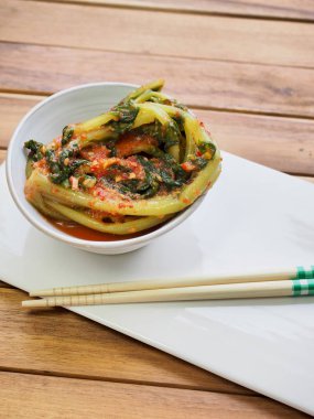 Kore yemeği taze turp turpu.