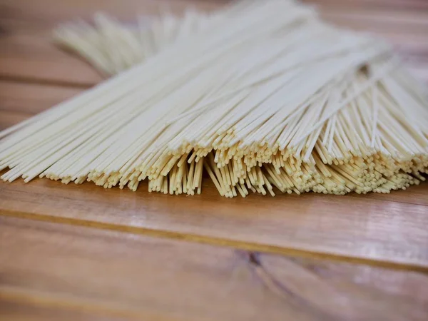 アジアの食品乾燥小麦粉麺 — ストック写真
