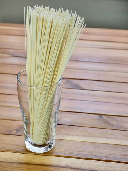 アジアの食品乾燥小麦粉麺 — ストック写真