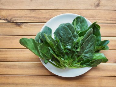 Korece taze sebze ıspanak