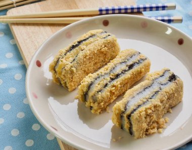 Kore yemeği siyah susam powderedsoybean yapışkan pirinç keki