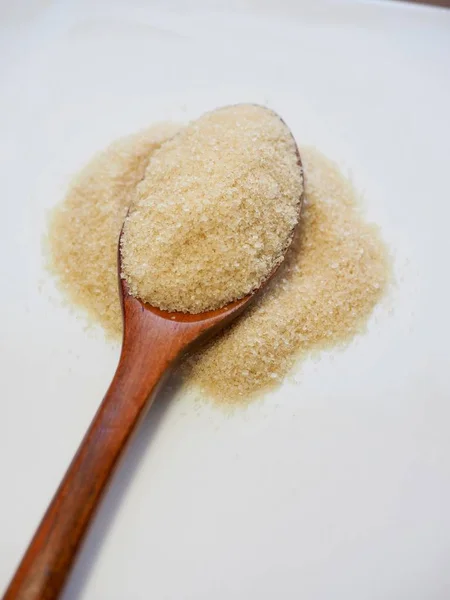 汤匙里的褐色糖粉 — 图库照片