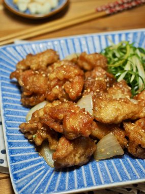 Tatlı ve ekşi tavuk