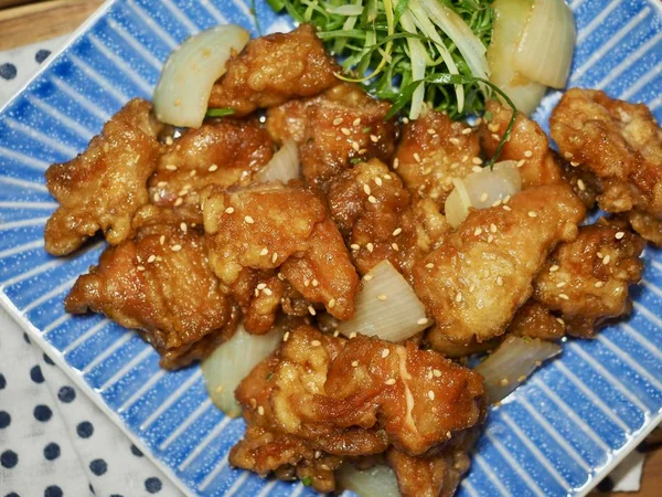 Tatlı ve ekşi tavuk