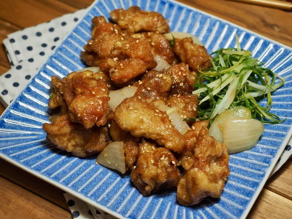 Tatlı ve ekşi tavuk