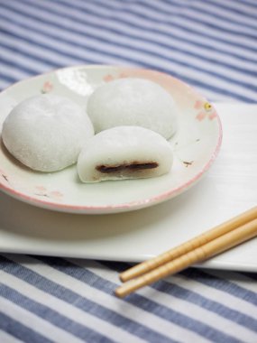 Geleneksel Asya yemekleri yapış yapış pirinç keki. 