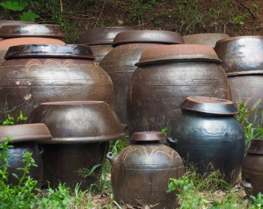 Kore geleneği jar, asmak-ali